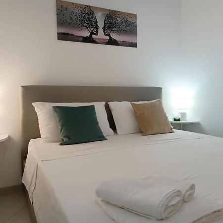 Il Giardino Di Sofia Charm And Comfort Apartment Torre dell'Orso Exteriér fotografie