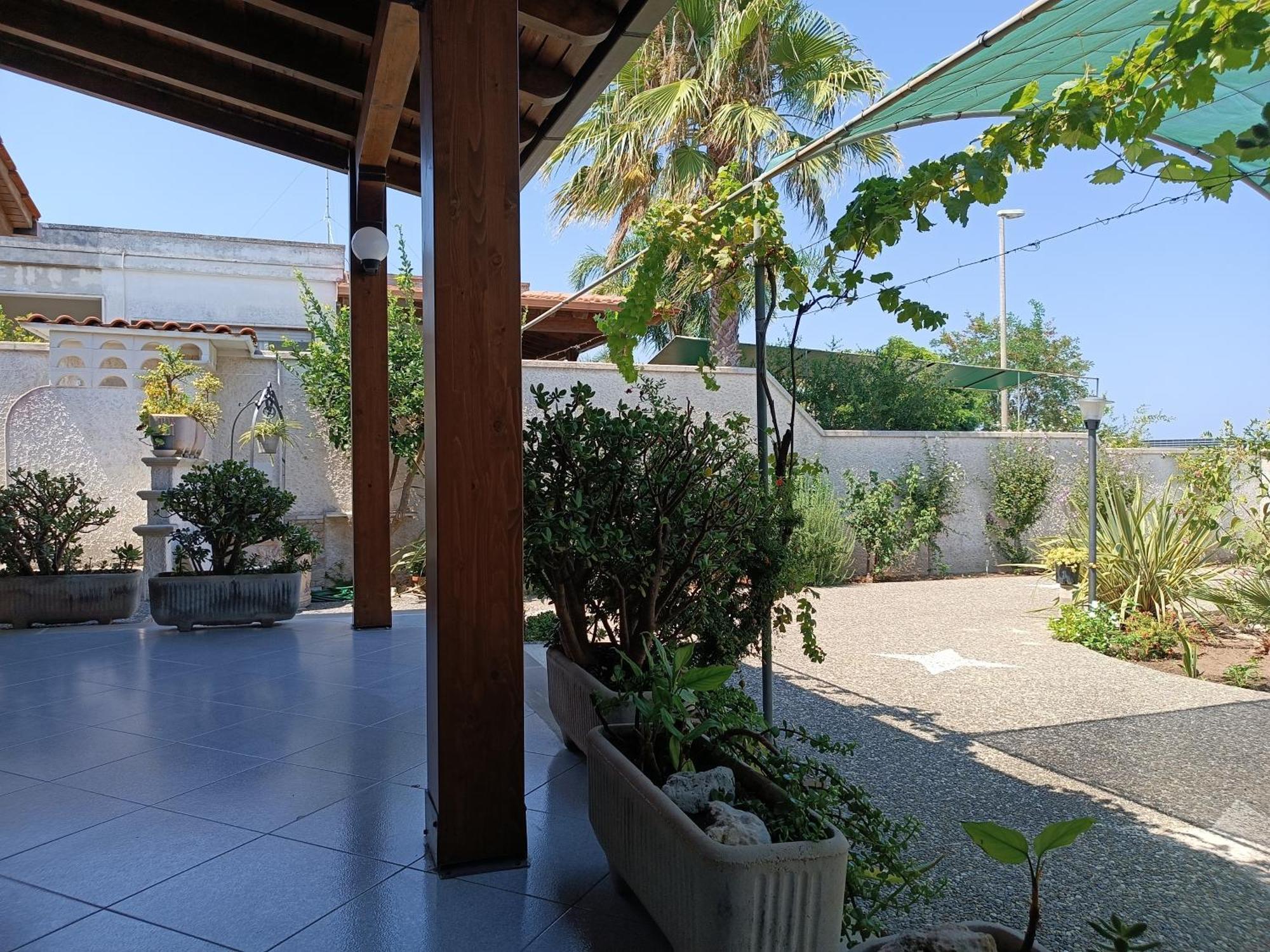 Il Giardino Di Sofia Charm And Comfort Apartment Torre dell'Orso Exteriér fotografie